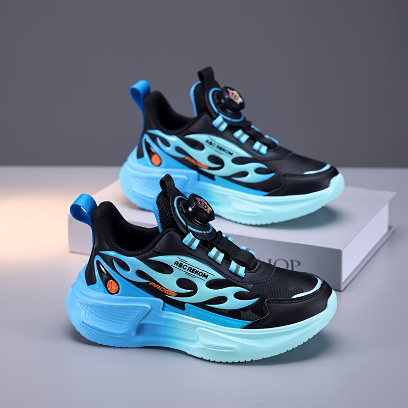 Tênis Infantis com Estampa de Chamas e Fecho Giratório