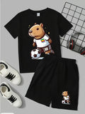 Conjunto Verão Meninos – Camiseta e Shorts Capivara Futebol
